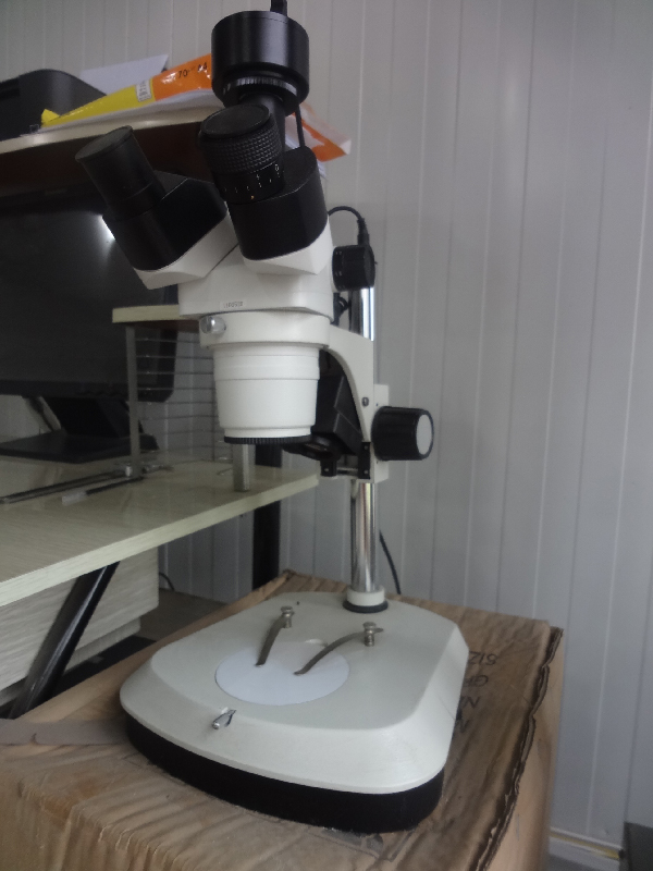 连续变倍体式显微(wēi)镜