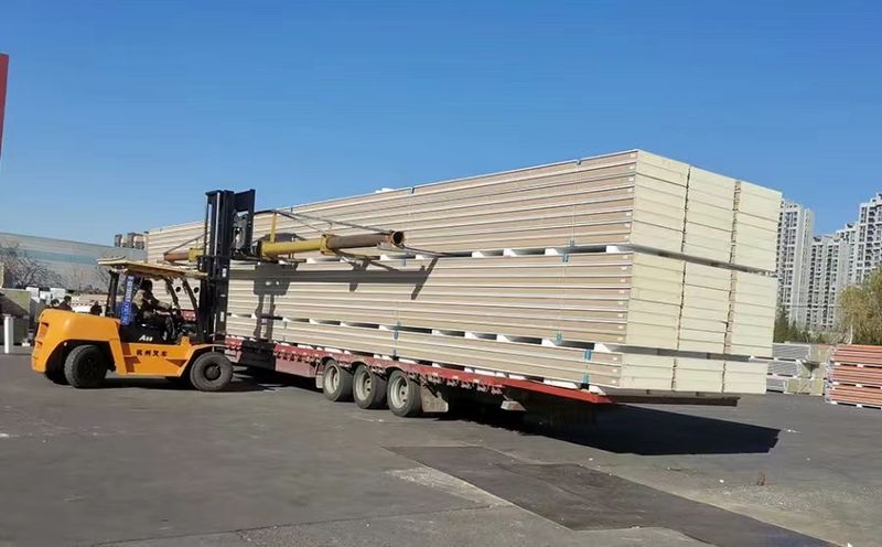 黄瓜丝瓜秋葵草莓向日葵榴莲科技  雲南超長冷庫板項目