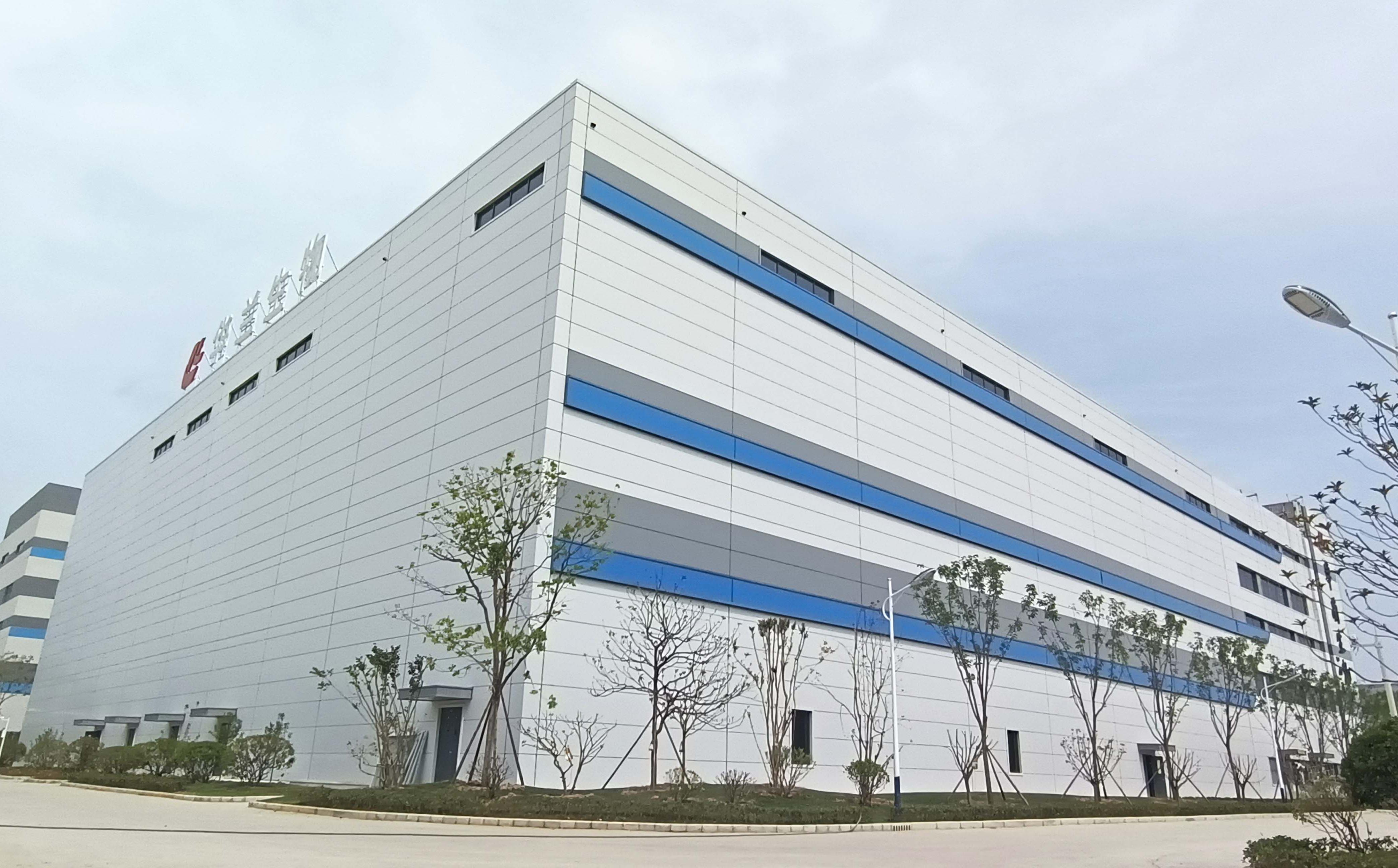 賞幕牆之美 品（pǐn）建築（zhù）之（zhī）韻